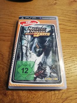 Monster Hunte Freedom Unite PSP Essentials Capcom komplett mit Anleitung ULES 01213/E USK ab 12 Jahren
